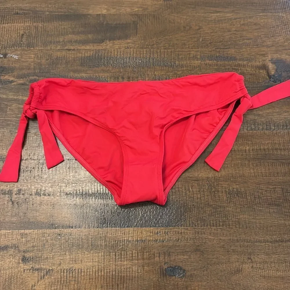 Sea level essentials, Tie sides, bikinis swim bottoms
